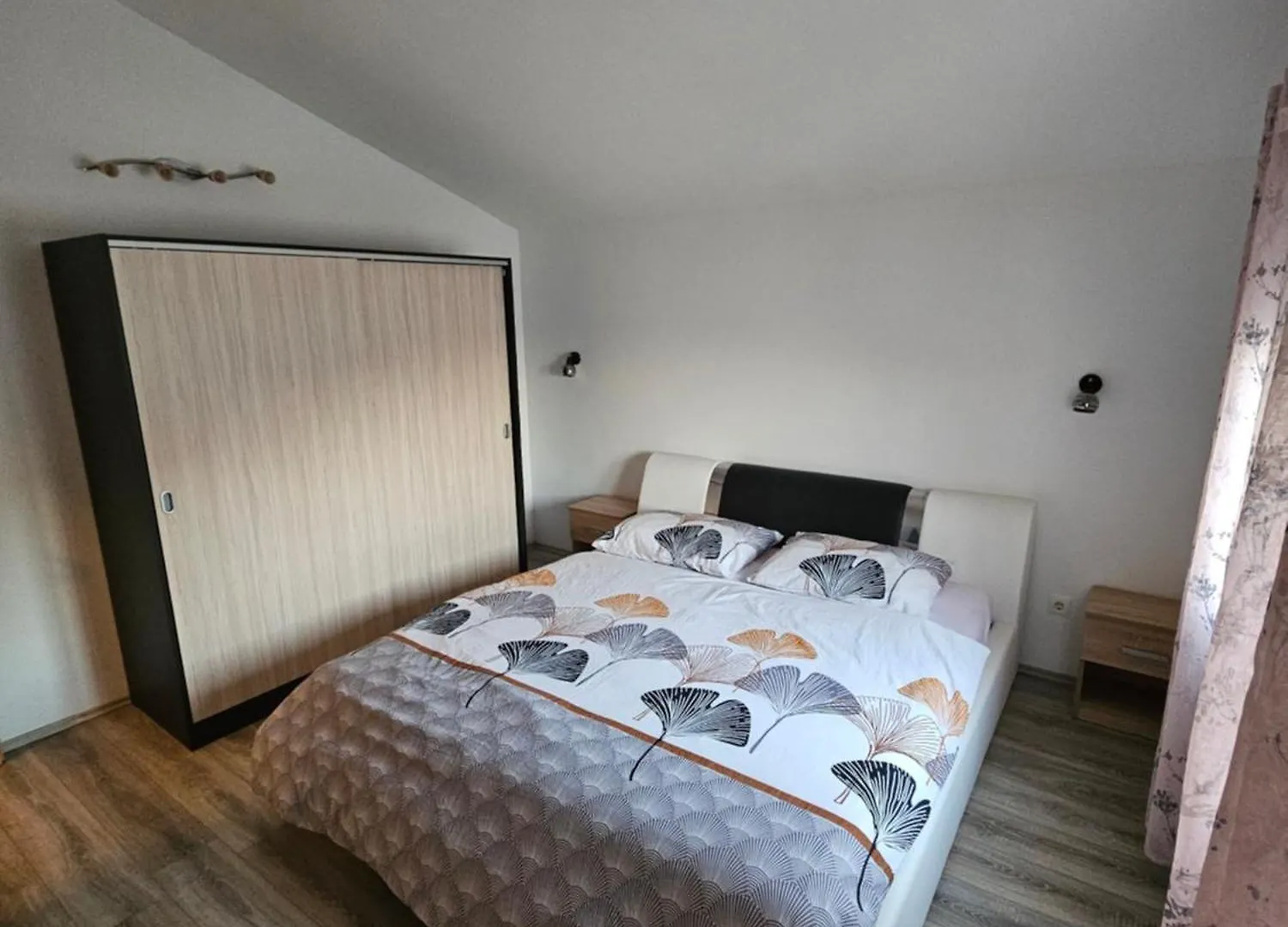 Maslina Apartment Kastel Stari 0*,  Croatia